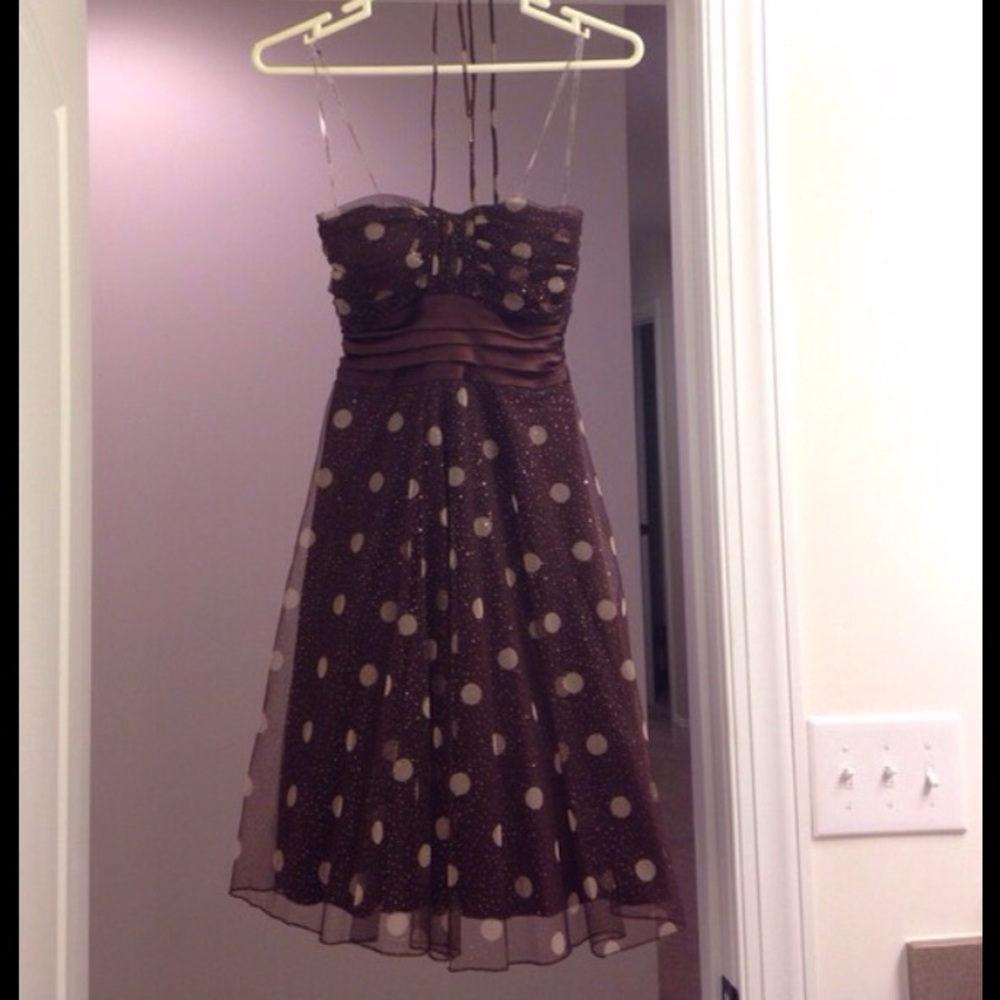❗️FINAL PRICE CLOSET CLOSING❗️Brown and Gold Halter Dress